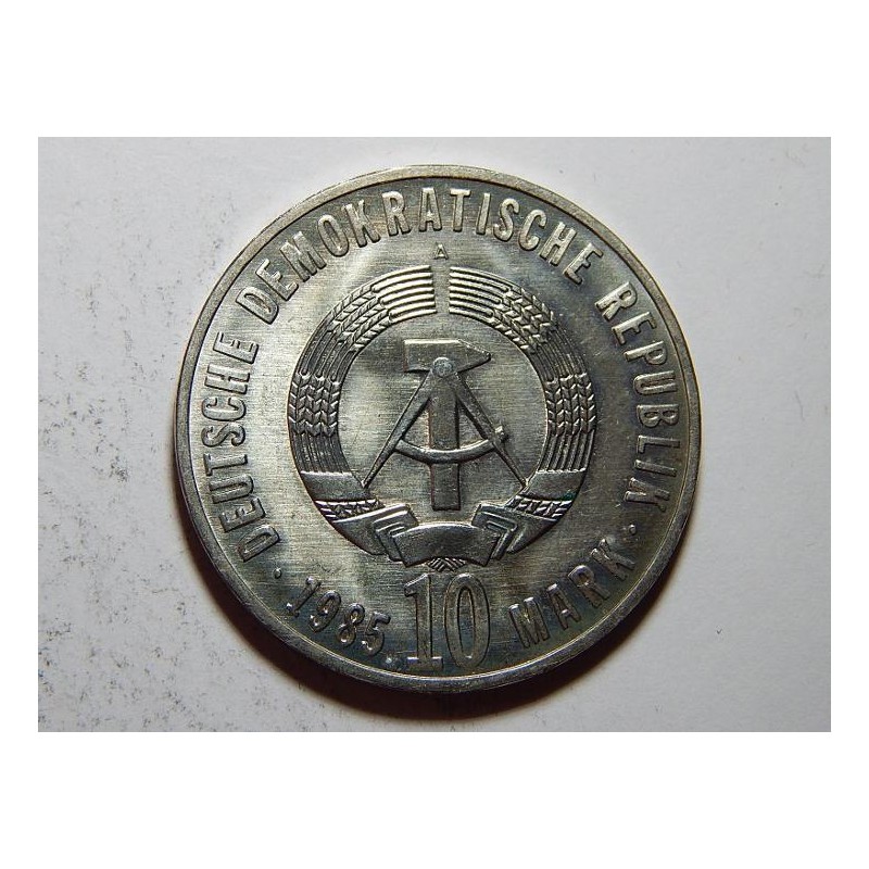 Německo DDR 10 Mark 1985 A 40 Jahre Faschismus UNC č36467 Německo DDR 10 Mark 1985 A 40 Jahre Faschismus UNC č36467