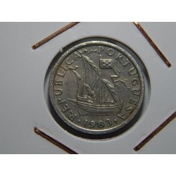 Portugalsko 2 ½ Escudos 1983 XF č00334