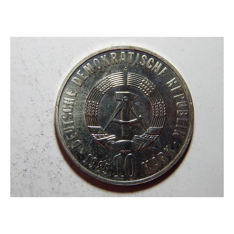 Německo DDR 10 Mark 1985 A 40 Jahre Faschismus UNC č36463 Německo DDR 10 Mark 1985 A 40 Jahre Faschismus UNC č36463