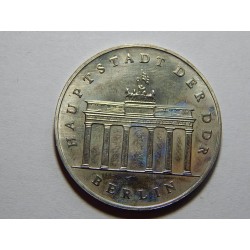 Německo DDR 5 Mark 1988 Brandeburger Tor RRR UNC č25571