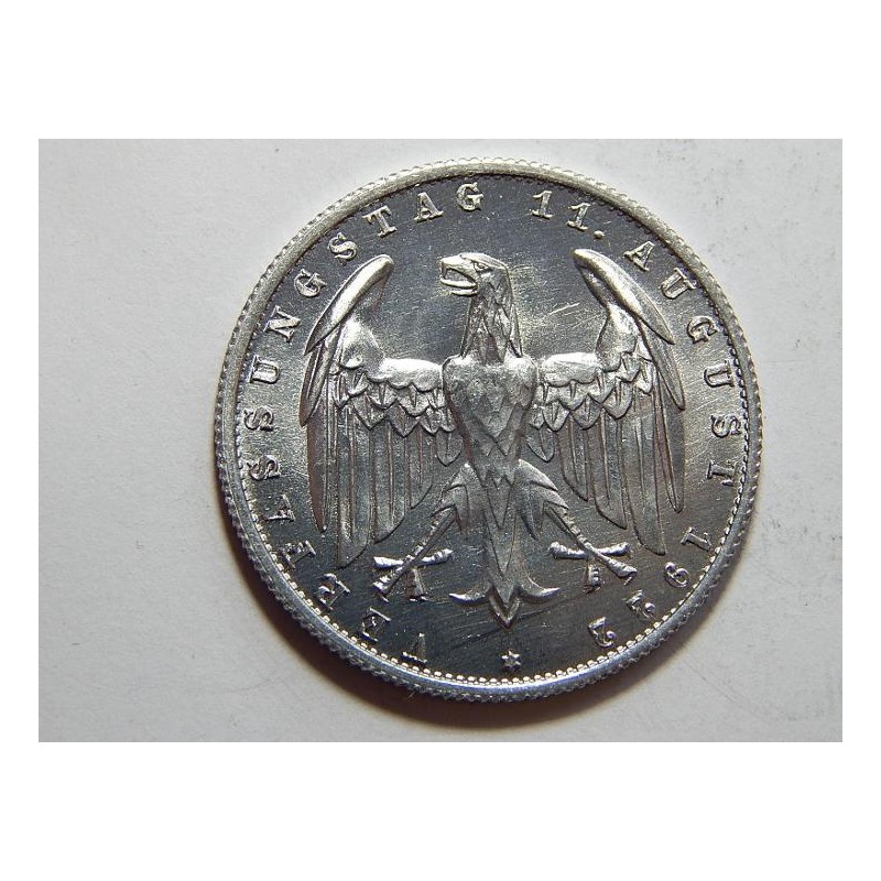 Německo Výmarsko 3 Mark 1922 A UNC č21196 Německo Výmarsko 3 Mark 1922 A UNC č21196
