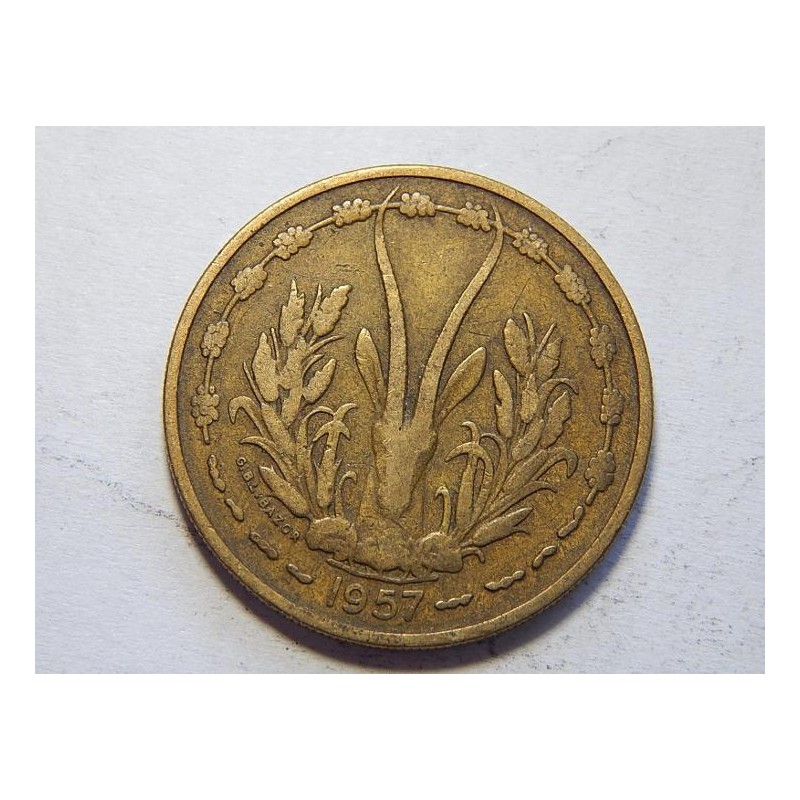 Togo 25 Francs 1957 XF č44331 Togo 25 Francs 1957 XF č44331