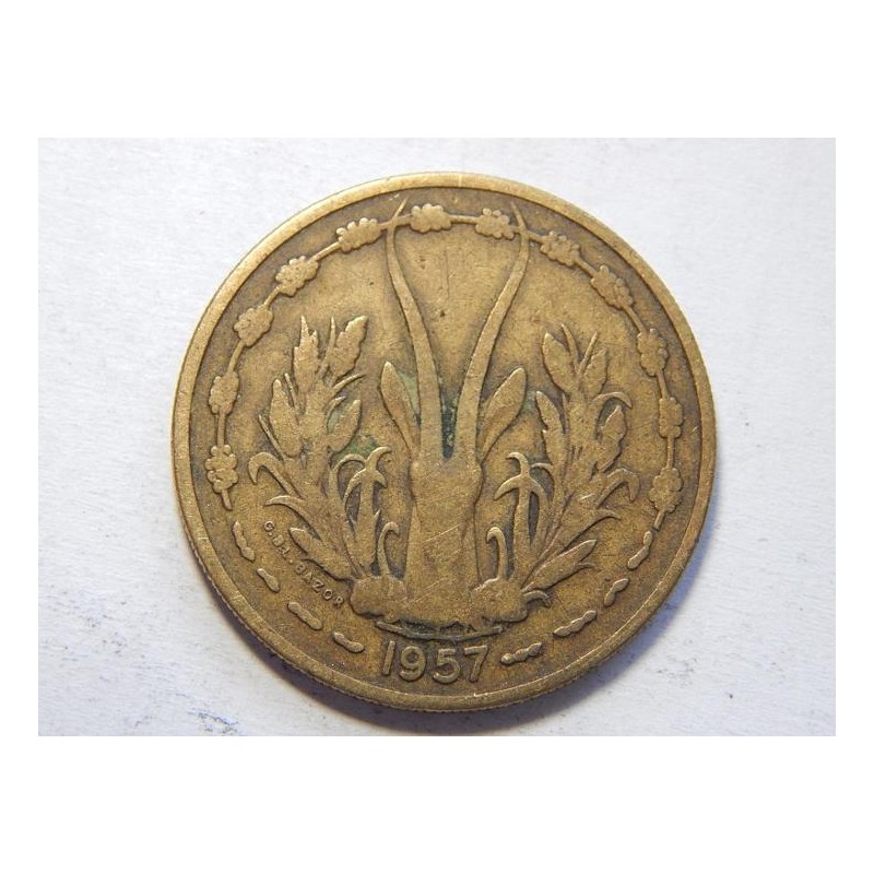 Togo 25 Francs 1957 XF č44325 Togo 25 Francs 1957 XF č44325