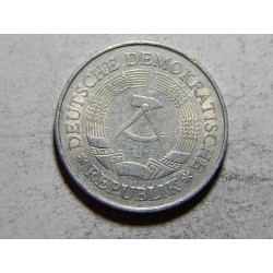 Německo DDR 1 Mark 1977 A VF-XF č21519