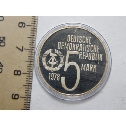 Německo DDR 5 Mark 1978 Anti-Apartheid PROOF RRR čŠU032