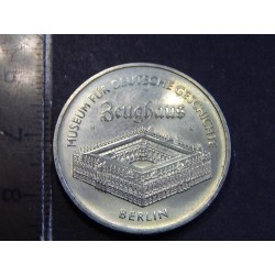 Německo DDR 5 Mark 1990 A Zeughaus v Berlíně BU č21644